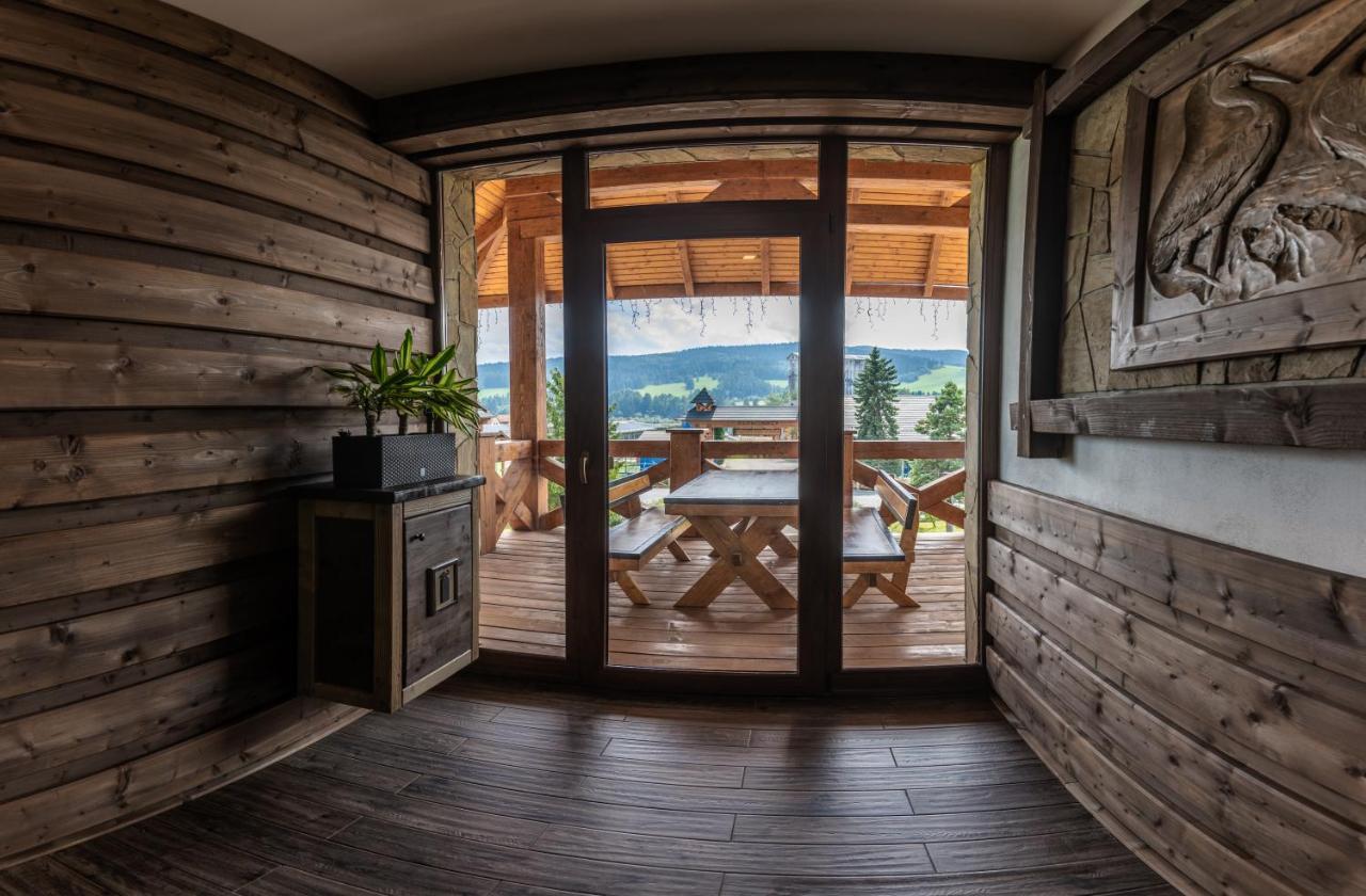 Nestville Apartments Hniezdne Εξωτερικό φωτογραφία