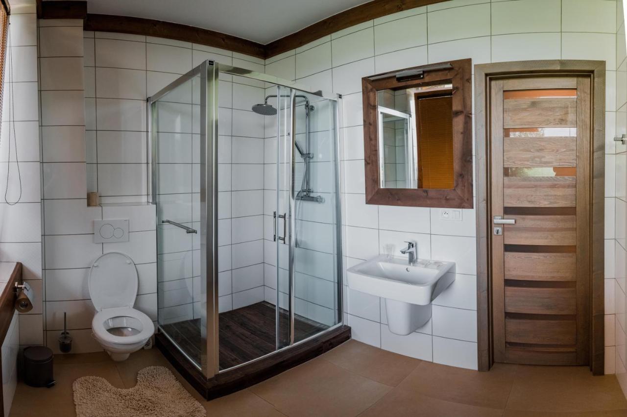 Nestville Apartments Hniezdne Εξωτερικό φωτογραφία